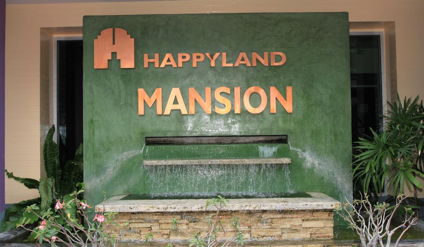 Happyland Mansion