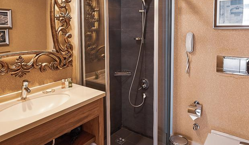 آکا سوئیت تکسیم