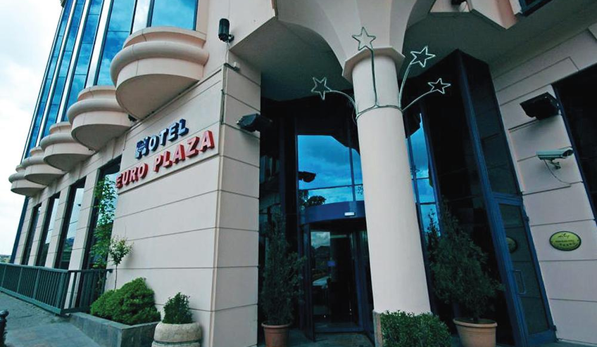 Euro Plaza Hotel